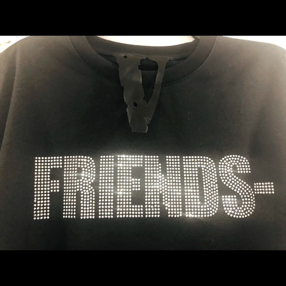 VLONE Other - 🛑FLASH SALE🛑🔥VLONE🔥FRIENDS❤️‍🔥SHORT SLEEVE TEE❤️‍🔥MEASUREMENTS❤️‍🔥